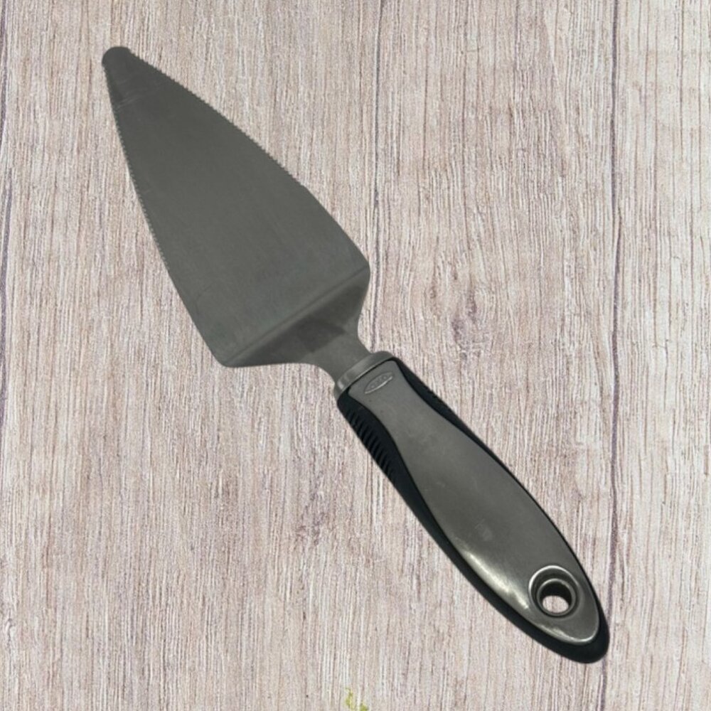 OXO Good Grips Stainless Heavy Duty Utensil Stainless Cake Dessert Server 10.5"